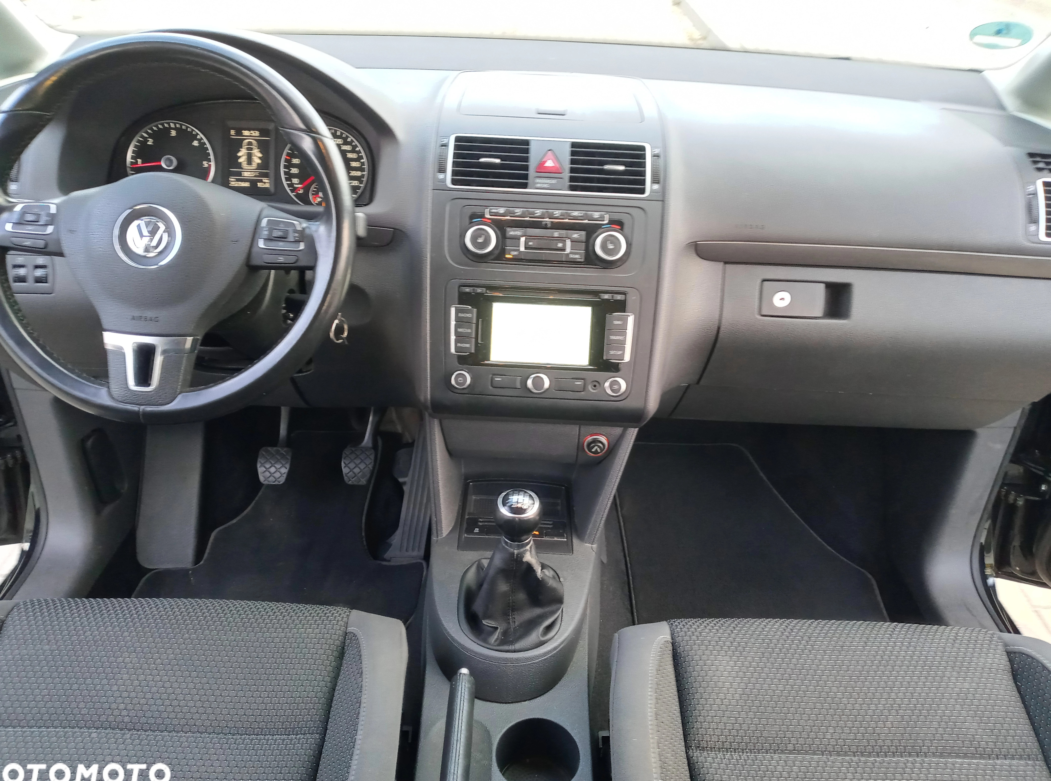 Volkswagen Touran cena 34999 przebieg: 252364, rok produkcji 2011 z Nakło nad Notecią małe 191